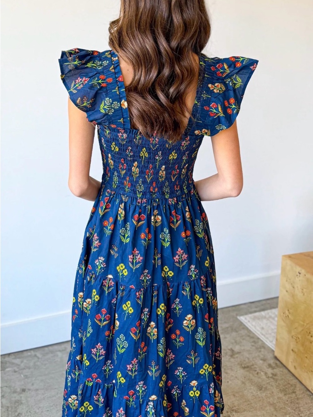 entro Navy Floral Smocked Midi Dress - Picture 5 of 10